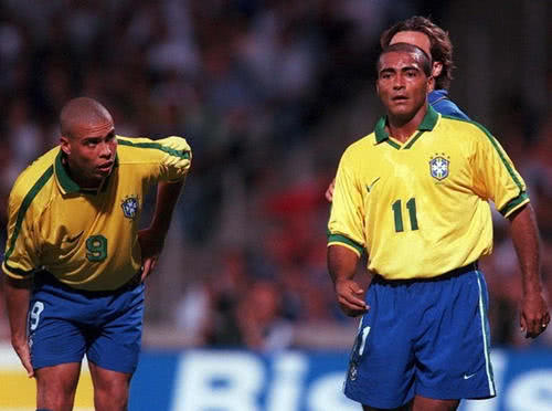 发布会上 发布会上