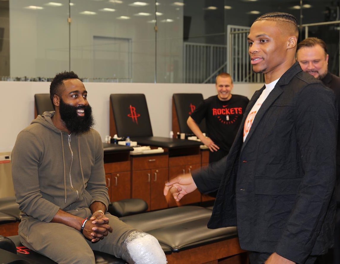 接应直塞后 接应直塞后