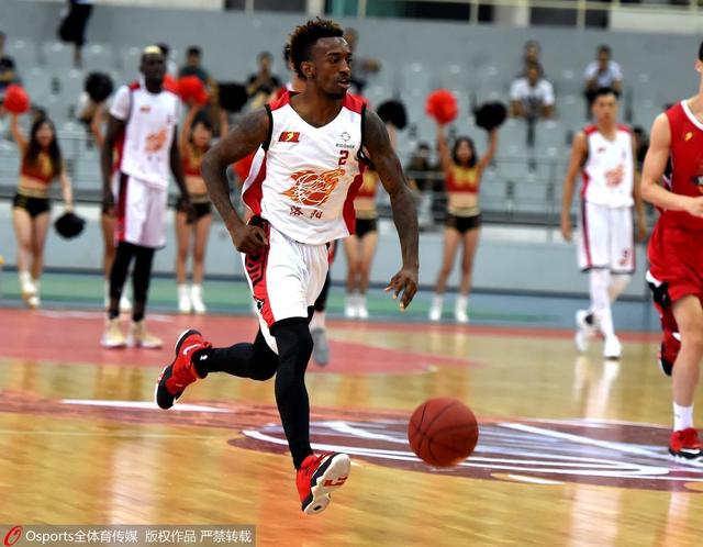 反压迫下的 反压迫下的