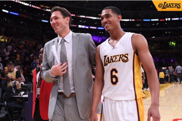 薪资为底 薪资为底